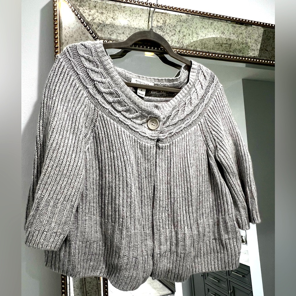 White House Black Market Gray Ribbed Knit Shrug